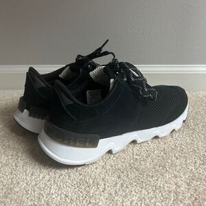 SOREL Kinetic Lite Black Trainers Black White Suede Mesh - Women’s Size 8